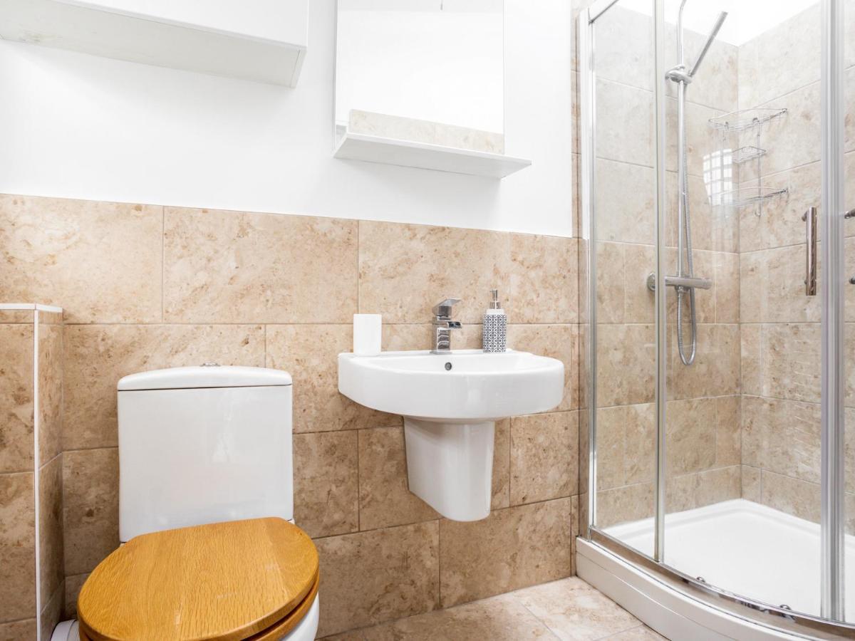 Outstanding 6 Sleeper - Great Location - Legoland Villa Windsor Exterior foto