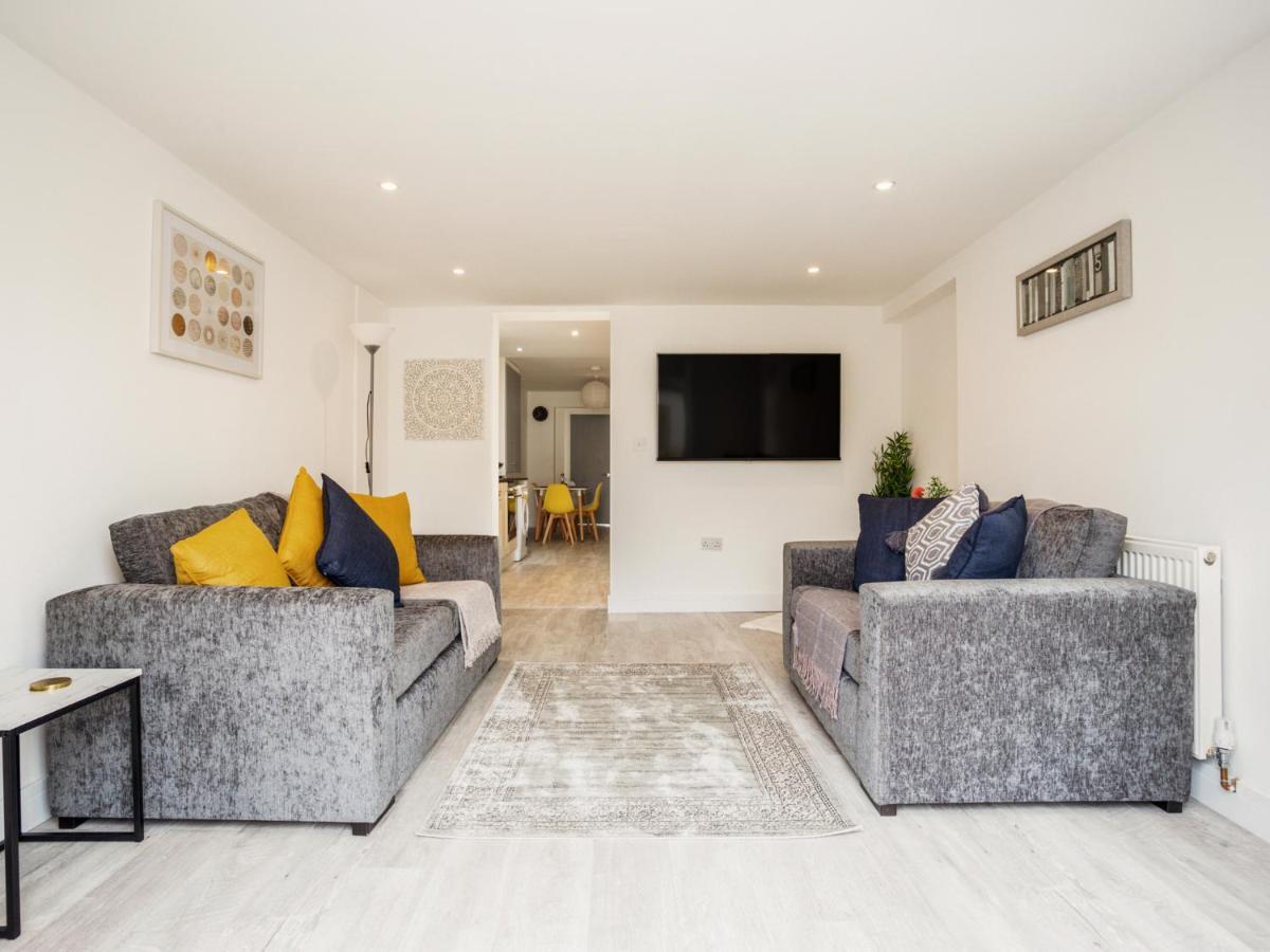 Outstanding 6 Sleeper - Great Location - Legoland Villa Windsor Exterior foto